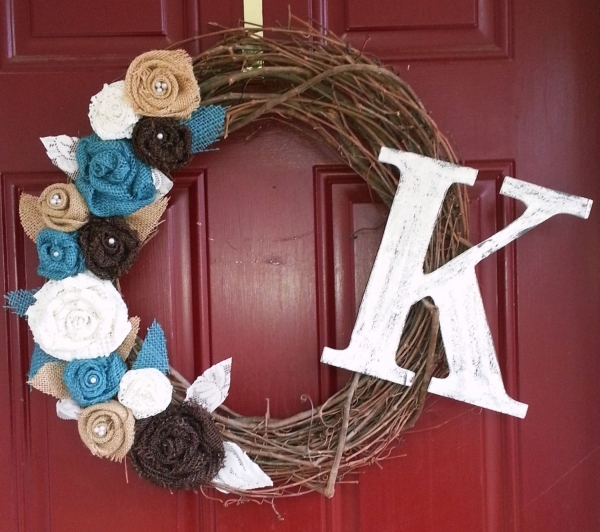 A Front Door Initial Wreath quà cưới Giáng sinh độc đáo - hình minh họa 3