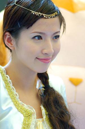 cắt tóc mái bị hỏng - hình minh họa 5