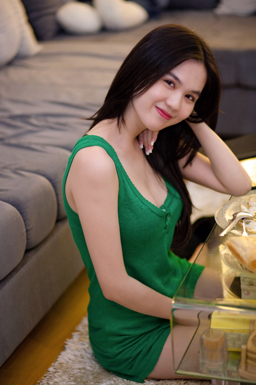 học vấn người mẫu Việt - hình minh họa 4