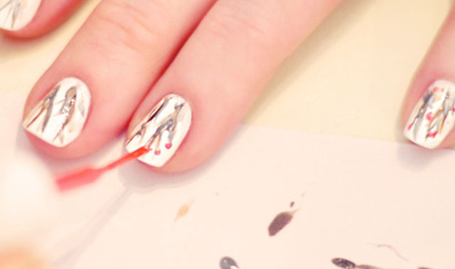2 mẫu nail hoa rực rỡ đón cuối tuần - 14