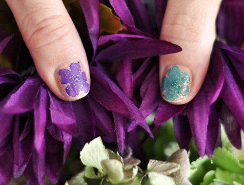2 mẫu nail hoa rực rỡ đón cuối tuần - 6