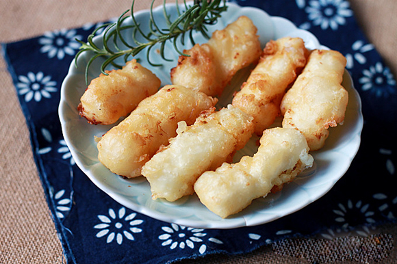 lam-banh-sua-chien-gion-cuc-la-lamsao-10 cách làm bánh sữa tươi chiên - hình minh họa 10