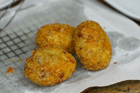 thịt bò khoai tây viên chiên - hình minh họa 7