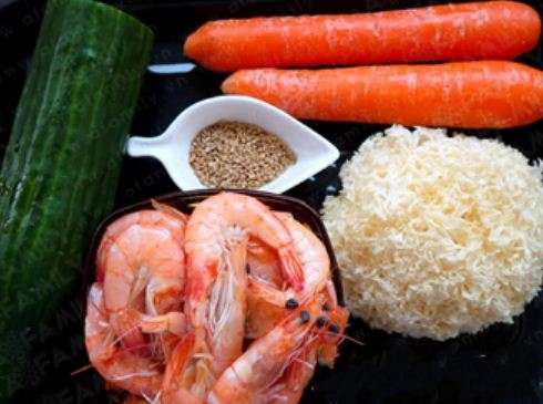 nộm tôm nấm tuyết