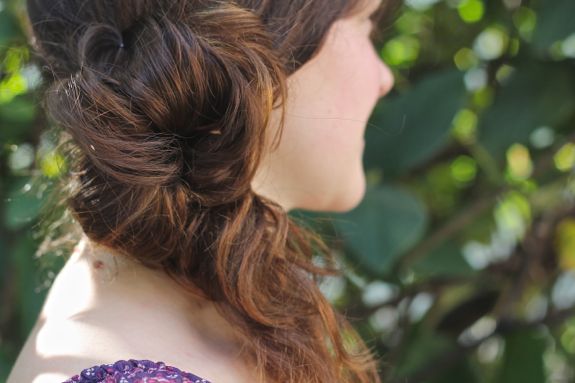 Hướng dẫn cách buộc tóc đuôi ngựa đơn giản cách buộc tóc đuôi ngựa - hình minh họa 6