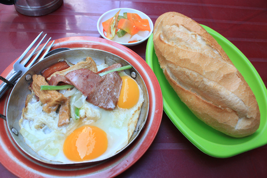 Bánh mì chảo Sài Gòn