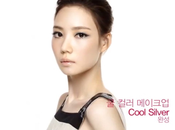 Trang điểm "mát lạnh" với gam ánh bạc hợp gu công sở 29 trang điểm mắt ánh bạc công sở - hình minh họa 27