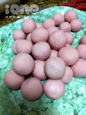 chè trôi nước củ dền - hình minh họa 9