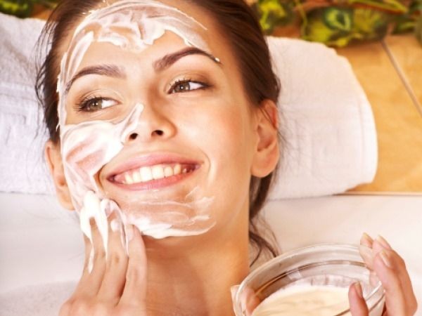 trị nám bằng sữa