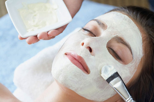 mặt nạ trắng da trị mụn đầu đen