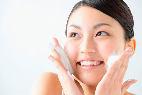 bí quyết để da không bong tróc